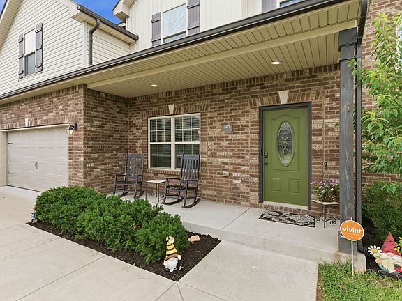 2nd image of 567 Larkspur Dr