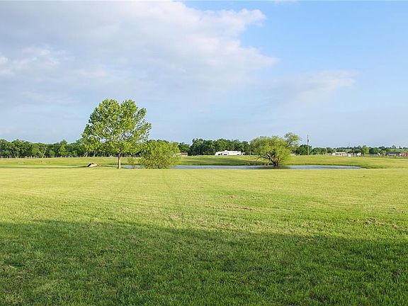 4th image of 2628 N Fm 157