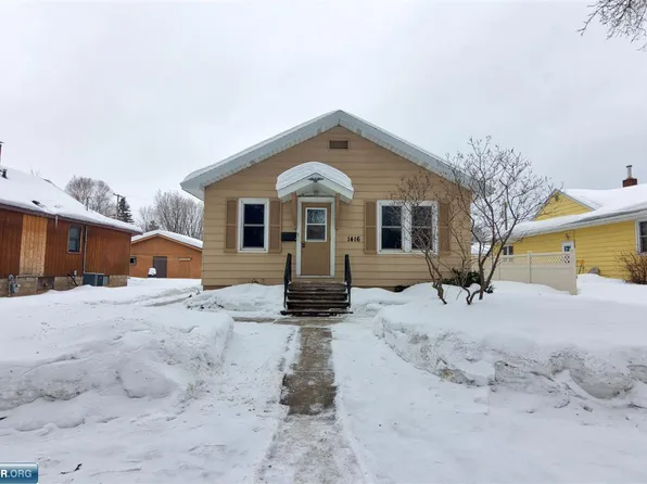 1416 11th St S, Virginia, MN 55792