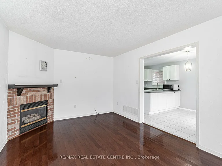 3727 Althorpe Cir — Photo 20