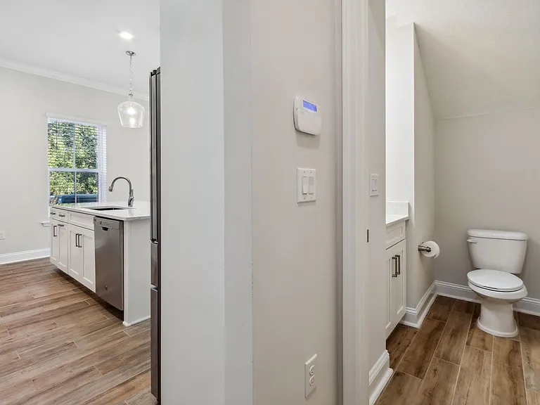 247 Beech St — Photo 22