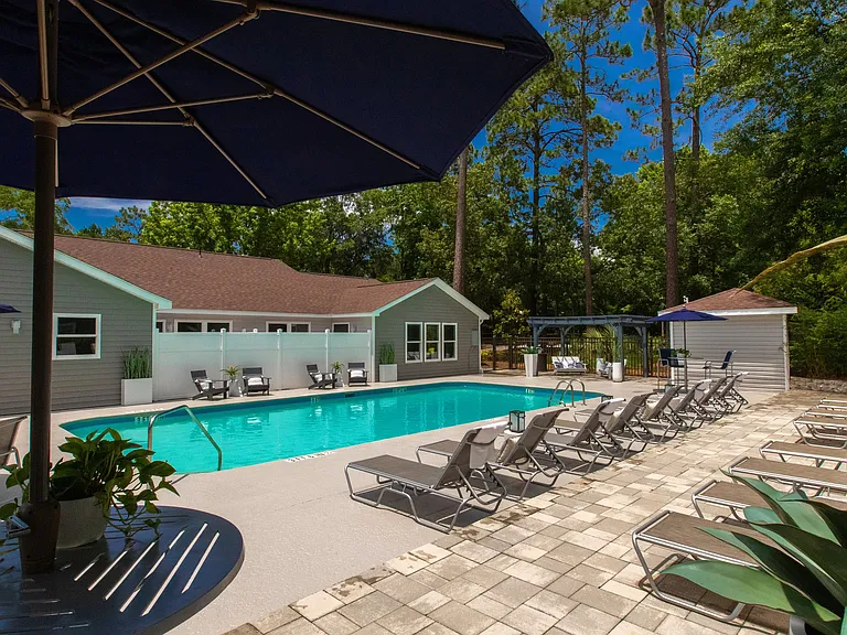 Emerson Isles offers a second community pool for your convenience, so you always have a destination for unwinding and creating lasting memories.