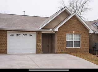 611 Yellow Leaf Way, Knoxville, TN 37912
