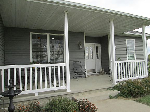 4th image of 528 W Lake Dr