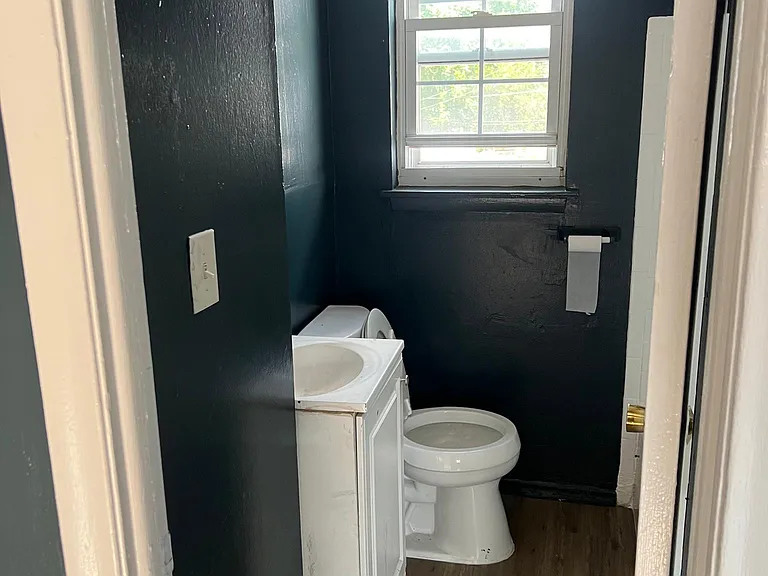 665 Garden St — Photo 11