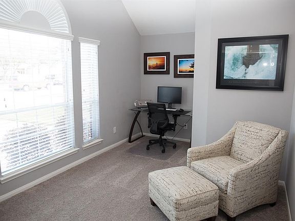5th image of 5402 Summer Oak Dr
