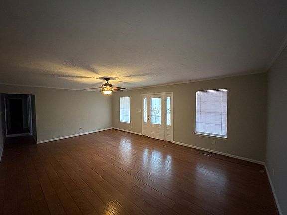 4th image of 100 Lake Country Dr