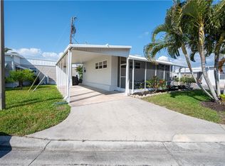 100 2nd Ave, Venice, FL 34285