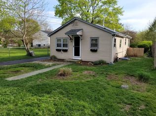 45 Bush Ave, Warwick, RI 02889
