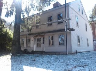 296 Seymour Rd, Woodbridge, CT 06525