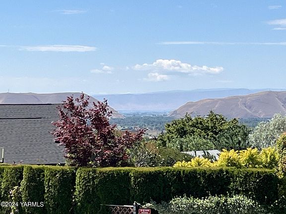 4th image of 5609 Sycamore Dr