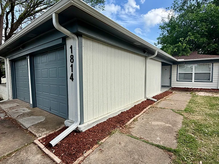 1814 Martin Luther Dr #A — Photo 25