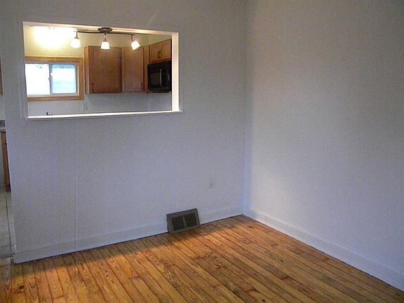 5th image of 901 Whitehead Ln