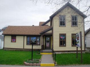 417 Main St., Lansing, IA 52151