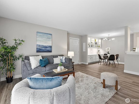 4th image of 12303 Harbour Pointe Boulevard #T104