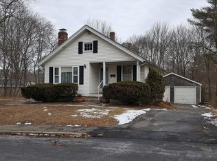 28 Liberty Sq, Rockland, MA 02370