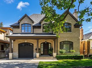 179 Yonge Blvd, Toronto, ON M5M3H5