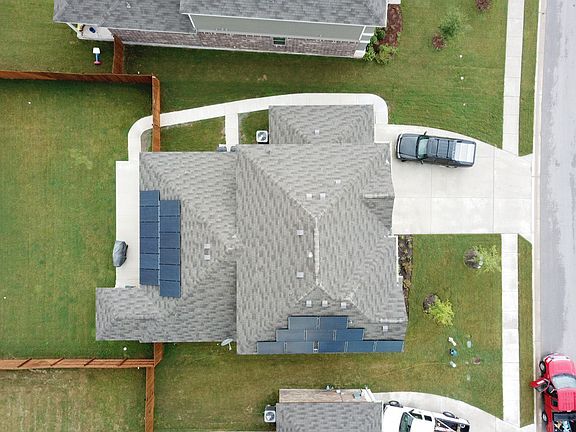 2nd image of 7816 Leonardo Dr