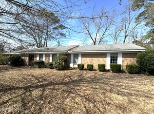 2012 Springridge Dr, Jackson, MS 39211