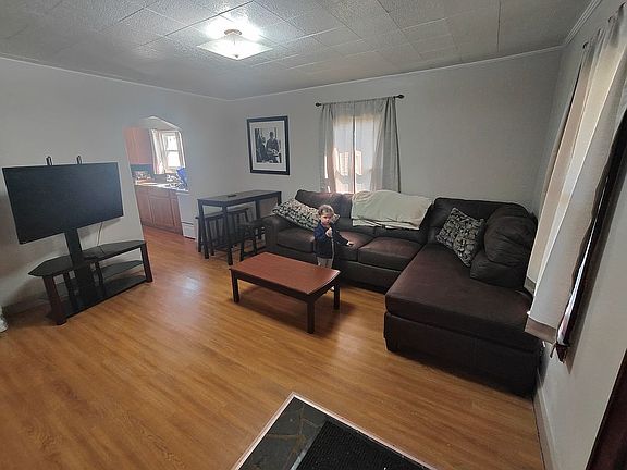 5th image of 2308 N Ball Ave