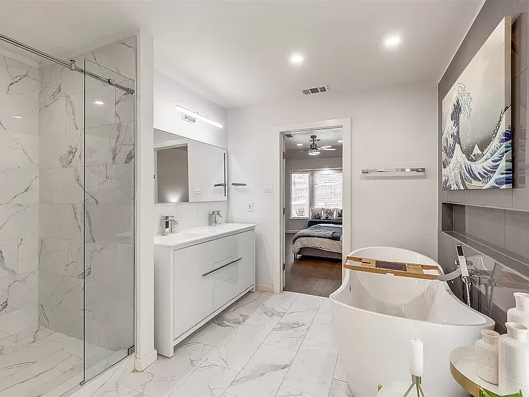 9805 Estate Ln — Photo 20