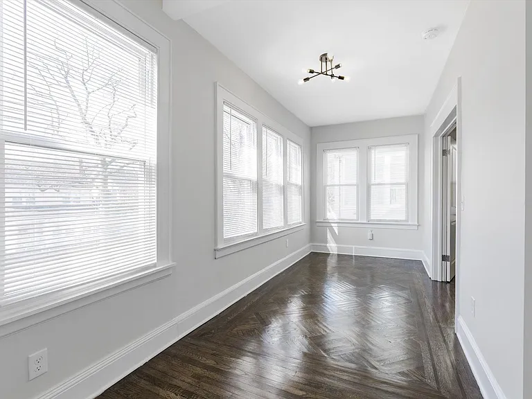 The Regis at Bloomfield — Photo 6
