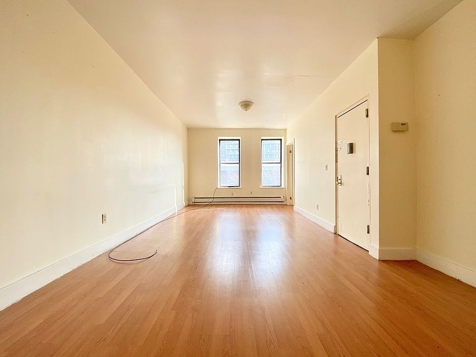1st image of 890 Nostrand Ave #3