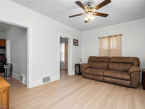 5th image of 9106 Connecticut Ave
