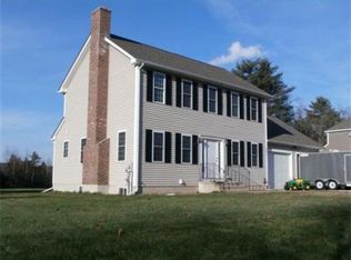151 Peach St, Barre, MA 01005