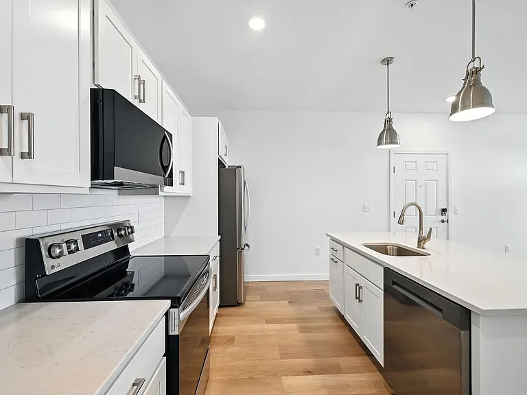 Susquehanna Trail Apartments — Photo 30