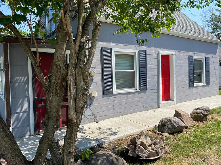 32 E Waterloo St #D — Photo 2