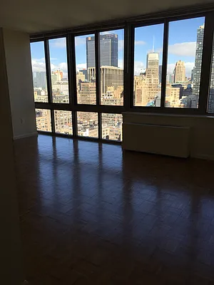 Rented by Chelsea Tower | media 13