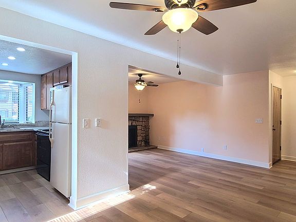 4th image of 5333 Primrose Dr APT 3A