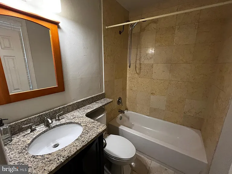401 Commonwealth Ave #12A — Photo 20