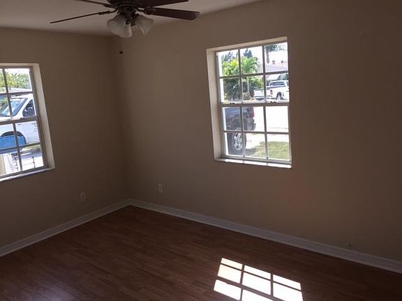5th image of 2360 Seminole Blvd