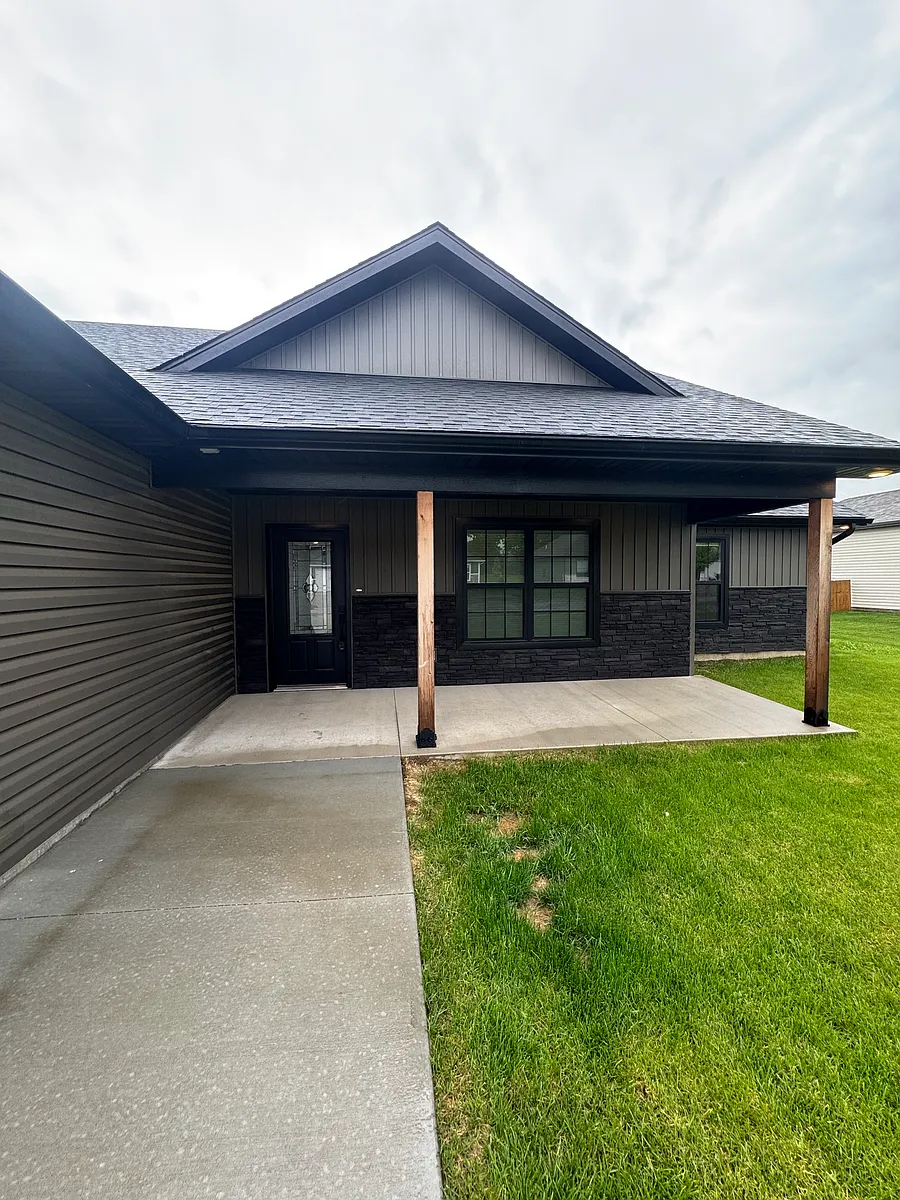 Building Photo - 4680 Treaty Dr
