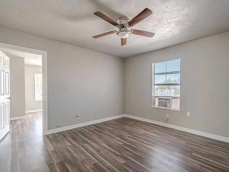 2323 Arbor Pl #2 — Photo 8