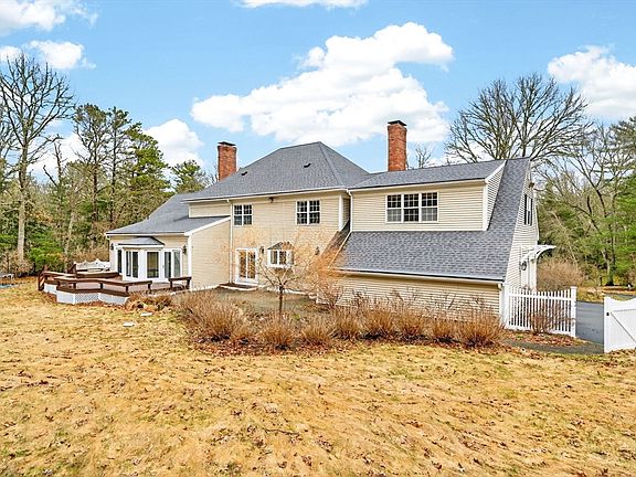 5th image of 84 White Birch Way