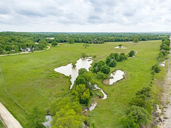 3rd image of 2900 County Road 317