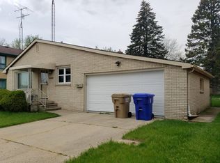 8018 14th Ave, Kenosha, WI 53143