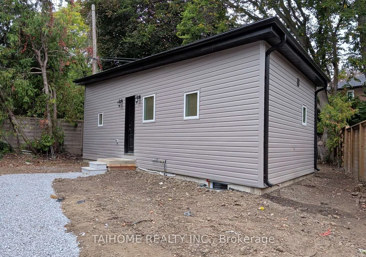 2 bed, $3,000 — Photo 1