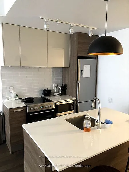 2 bed, $2,550 — Photo 3