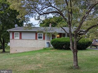 605 Grandview Cir, Lewisberry, PA 17339