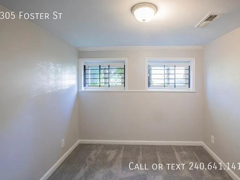 6305 Foster St #B — Photo 8