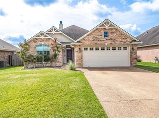118 Rugen Ln, College Station, TX 77845