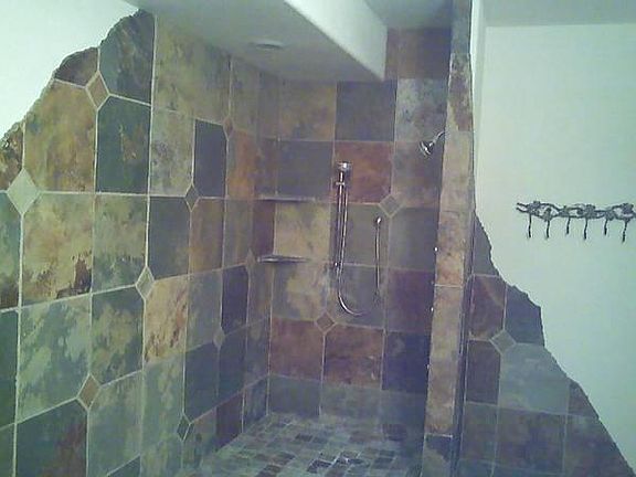 3rd image of 466 Beaver Dr