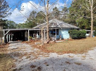 2718 Old Stagecoach Rd, Bethune, SC 29009
