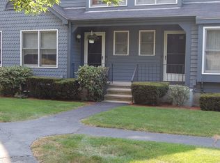 94 Fawn Ridge Ln, Norwalk, CT 06851