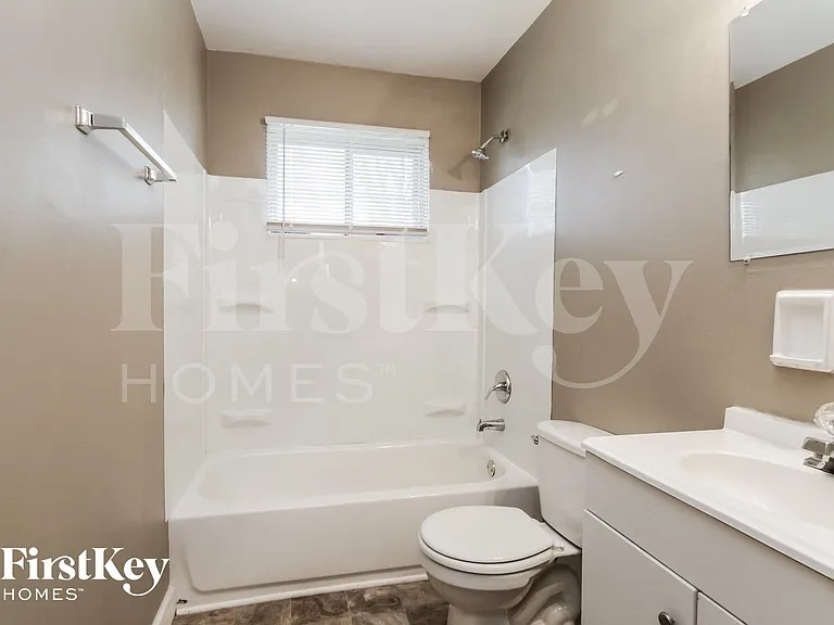531 S Arlington Ave — Photo 14