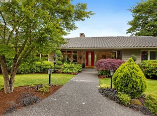 3550 SW Bridlemile Ln, Portland, OR 97221